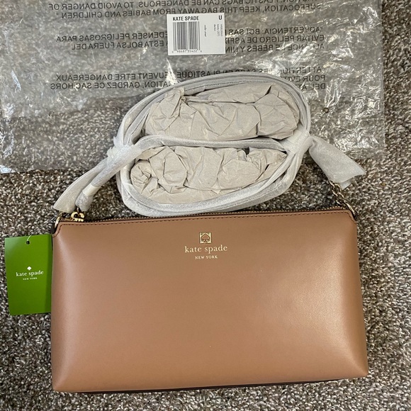 ‼️SOLD‼️KATE SPADE ♠️ Declan Sawyer Crossbody - Picture 1 of 4